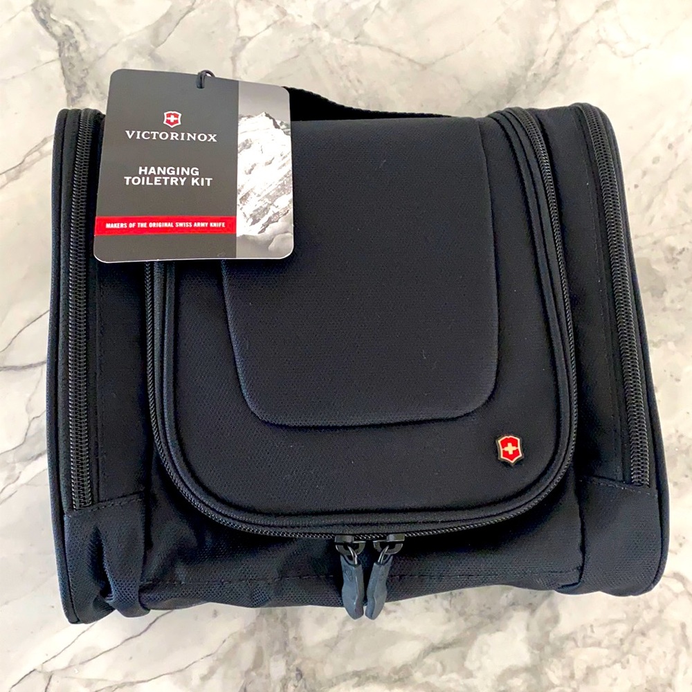 Brand new Victorinox hanging toiletry kit